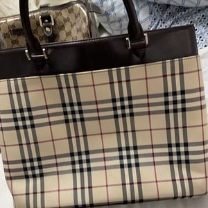 Burberry❤️SOLD